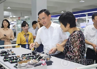 嵊州市委书记孙哲君深入亿田智能工厂调研，共探人工智能赋能产业升级新路径